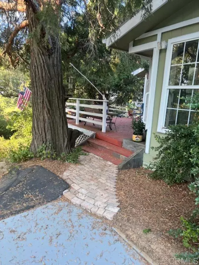 Julian, CA 92036,5294 PINE HILLS Road