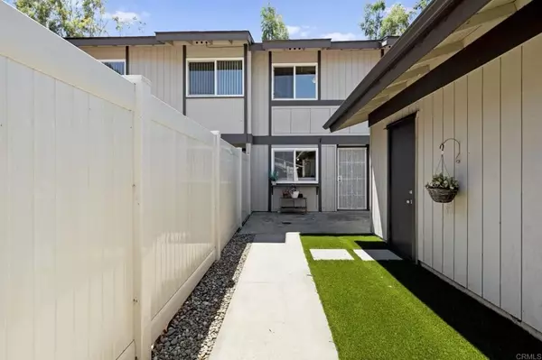 San Diego, CA 92127,17315 Caminito Canasto