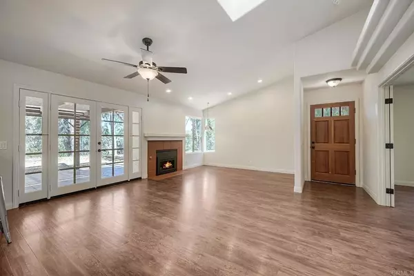 El Cajon, CA 92019,2102 Greencrest Drive