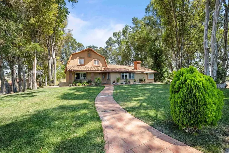 25450 Hayes Ave, Murrieta, CA 92562