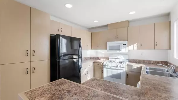 Ramona, CA 92065,1428 Realty