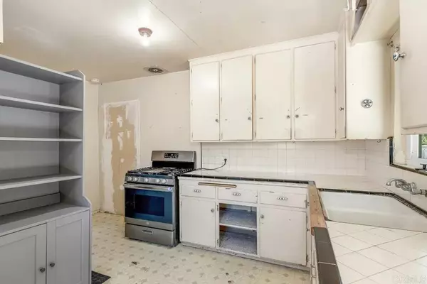 Imperial Beach, CA 91932,835 Corvina Street