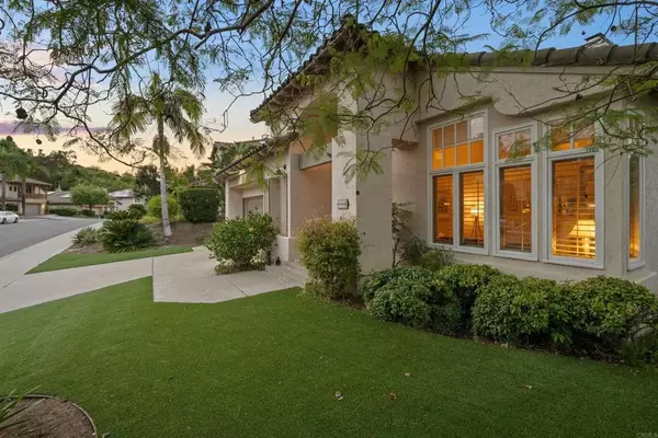 Escondido, CA 92025,1052 Calle De Lepanto