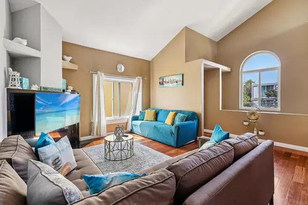3843 Riviera Drive #1, San Diego, CA 92109
