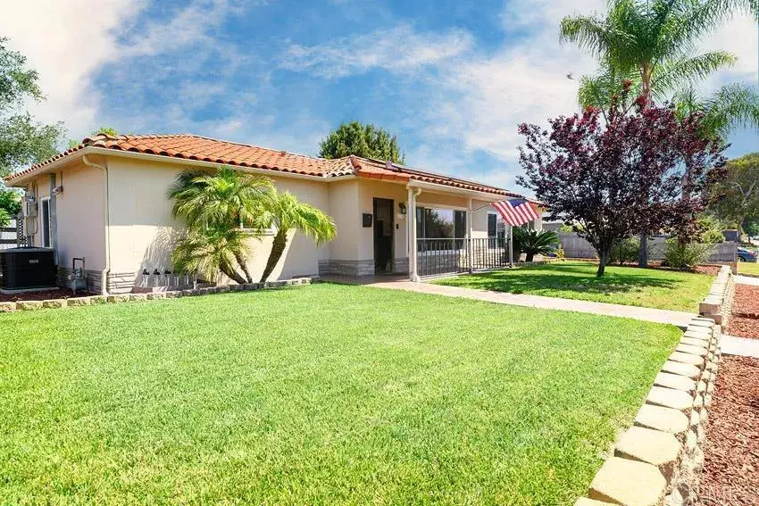 2394 Dryden Avenue, El Cajon, CA 92020