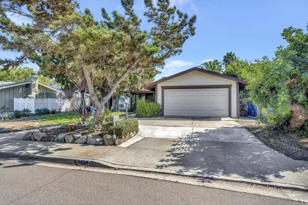 La Mesa, CA 91941,10743 Flambeau Place
