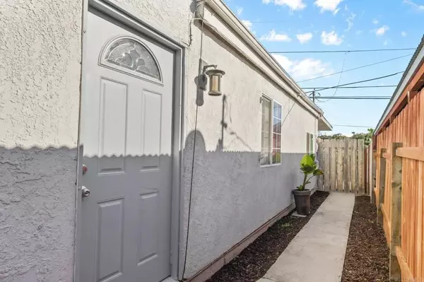 San Diego, CA 92113,3979 Boston Avenue