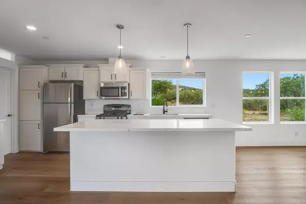 Campo, CA 91906,2203 Hyde Park Lane