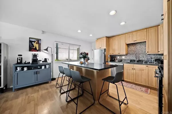 San Diego, CA 92154,994 27Th Street