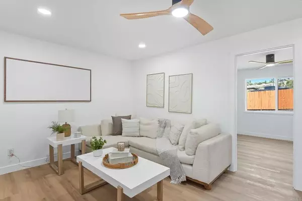 El Cajon, CA 92021,9494 Chimney Rock Ln