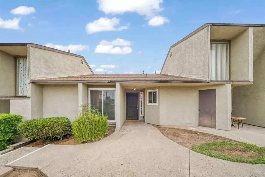 1741 E 16Th Street #R, National City, CA 91950