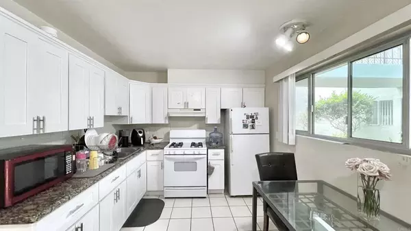 4875 Cole St #46, San Diego, CA 92117