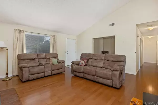 Oceanside, CA 92057,4560 Calle Del Palo