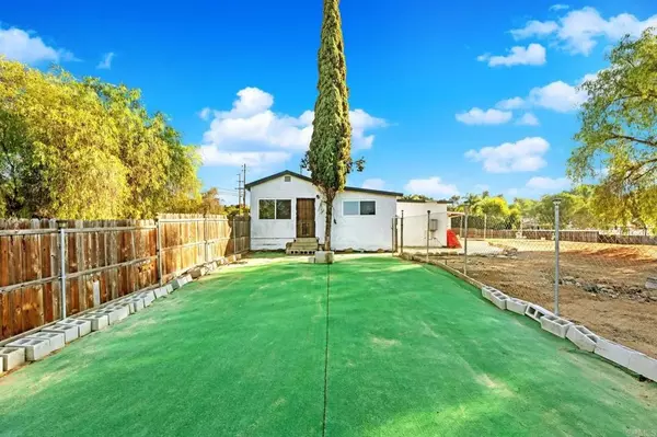 El Cajon, CA 92021,8273 Melrose Lane