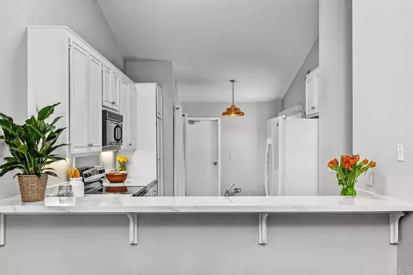 San Diego, CA 92128,17842 Avenida Cordillera ##30