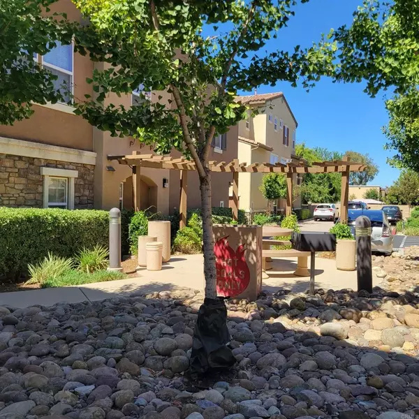 Santee, CA 92071,8806 Appleblossom Court #4