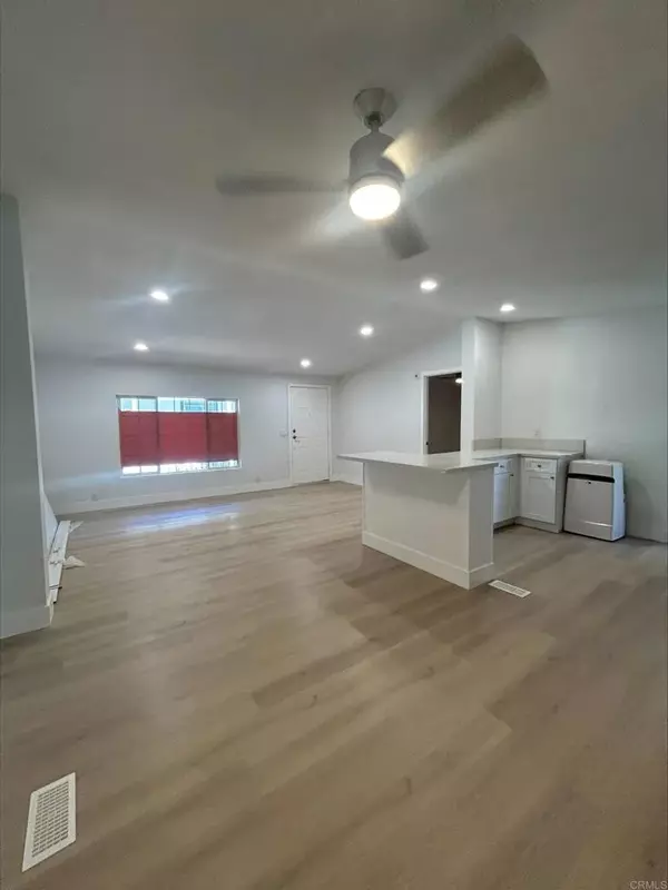 Oceanside, CA 92057,4616 N River Road #61