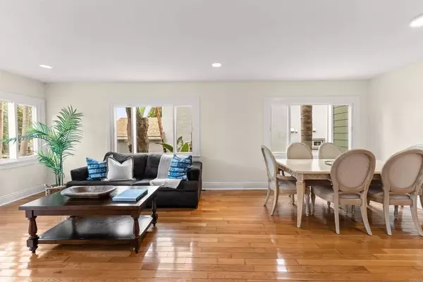 San Diego, CA 92107,4522 Brighton Avenue