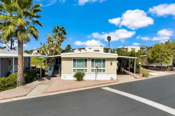 2003 Bayview Heights Drive #SPC 109, San Diego, CA 92105