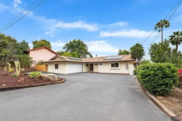 La Mesa, CA 91941,9217 Via Colina