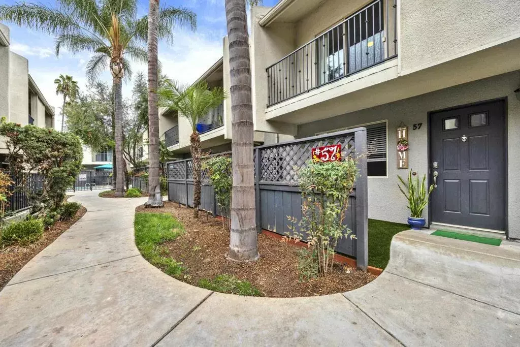 El Cajon, CA 92021,1045 Peach Avenue #57