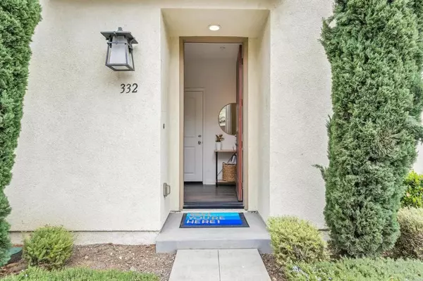 Santee, CA 92071,332 Stream ct