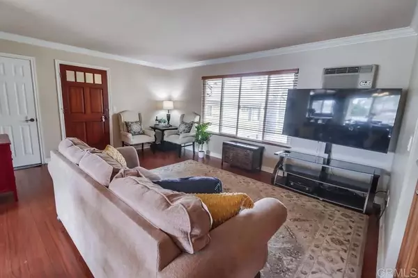 La Mesa, CA 91942,4847 Williamsburg Lane #274