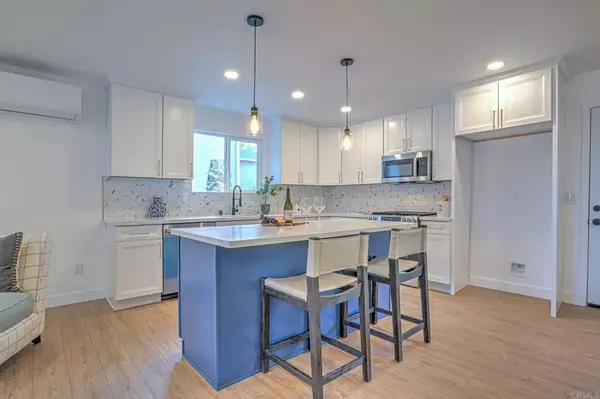 Santee, CA 92071,9455 Hornbuckle