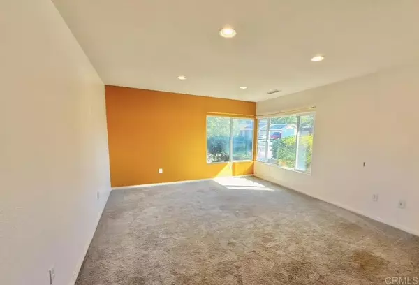 El Cajon, CA 92019,1726 Valkyria Ln