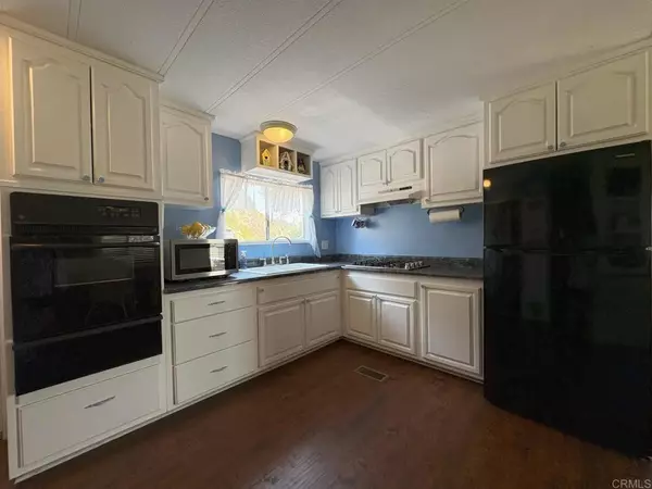 Santee, CA 92071,8712 N Magnolia #169