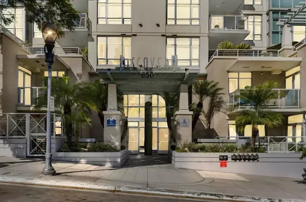 San Diego, CA 92101,850 Beech Street #1901