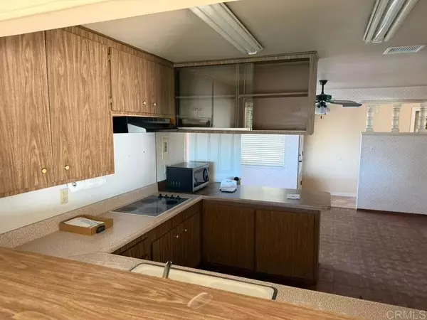 San Diego, CA 92119,8301 Beaver Lake Dr