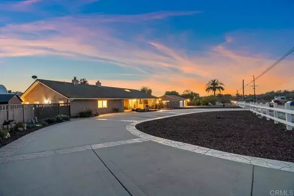 13815 Hilldale Road, Valley Center, CA 92082