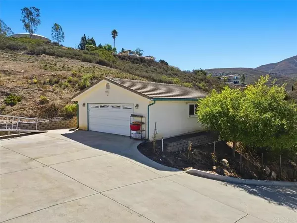 Spring Valley, CA 91978,3035 Millar Ranch Road