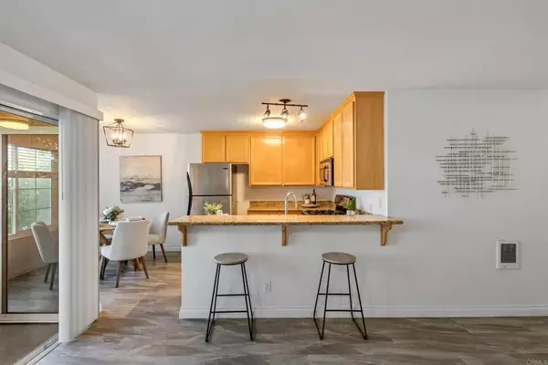Imperial Beach, CA 91932,1202 Donax Street #3