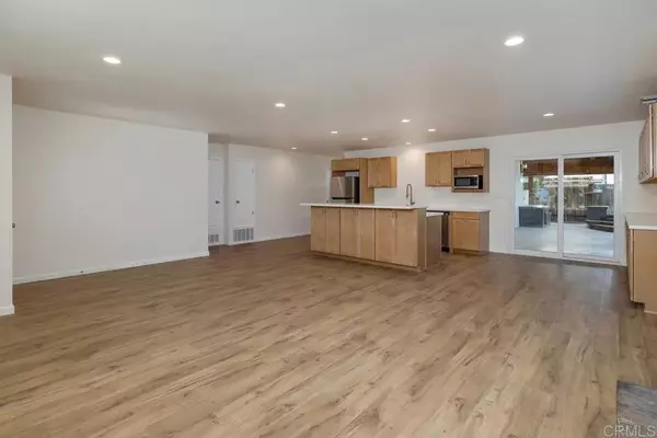 El Cajon, CA 92019,1074 Ellen Lane