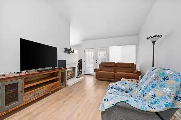 Murrieta, CA 92563,39938 Pearl Drive