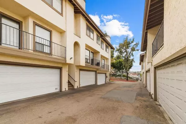 Spring Valley, CA 91977,8535 Paradise Valley Rd #13