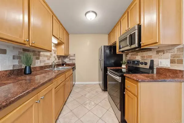 Spring Valley, CA 91977,9860 Dale Avenue #D2