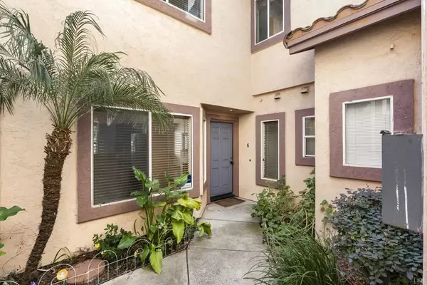 El Cajon, CA 92019,11358 Via Rancho San Diego Unit G