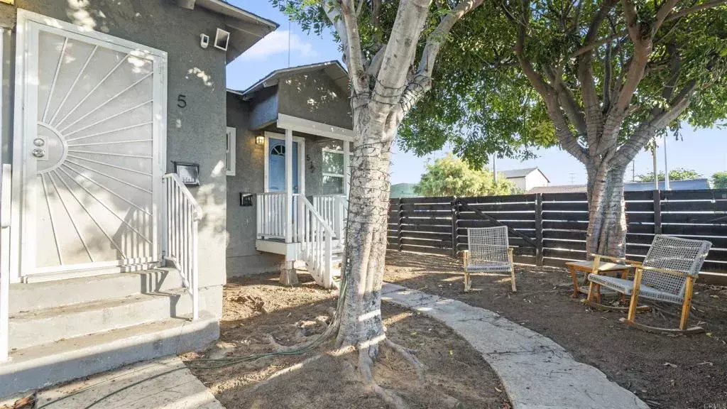 San Diego, CA 92102,5 Hensley Street