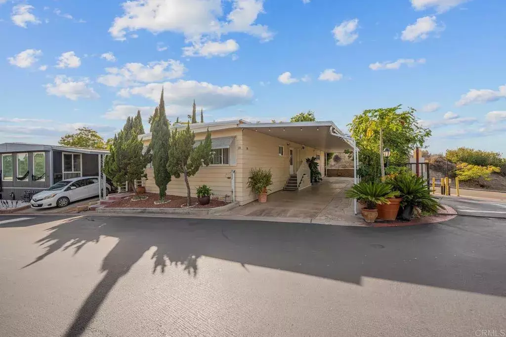 San Diego, CA 92105,2003 Bayview Heights Dr #18