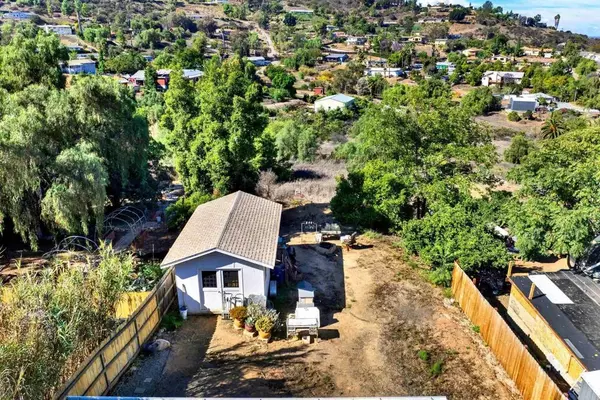 Lakeside, CA 92040,8720 Almond Rd