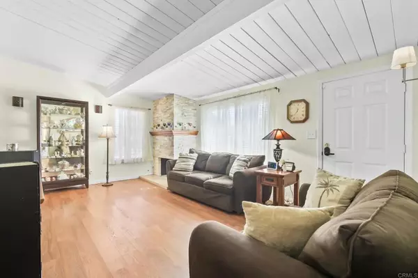 El Cajon, CA 92019,641 S 2nd Street