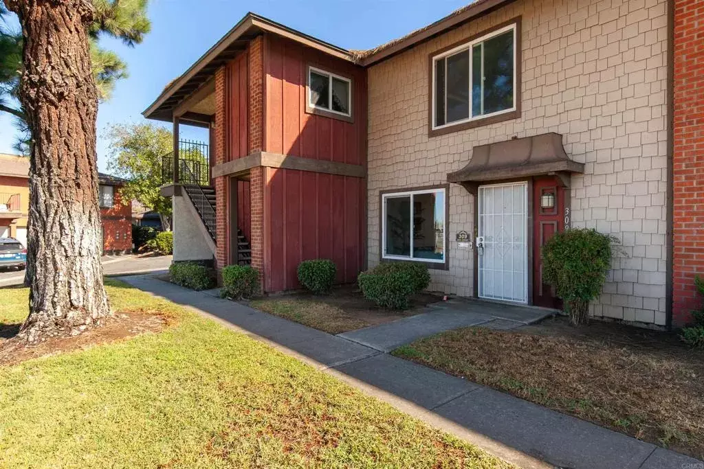 El Cajon, CA 92021,309 Sun Court