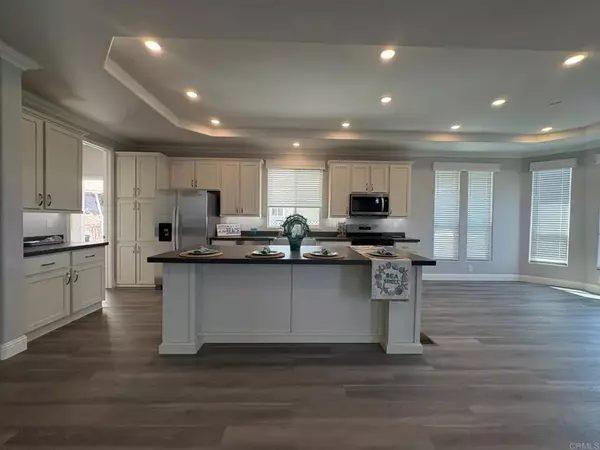 Alpine, CA 91901,2400 Alpine Blvd. #25