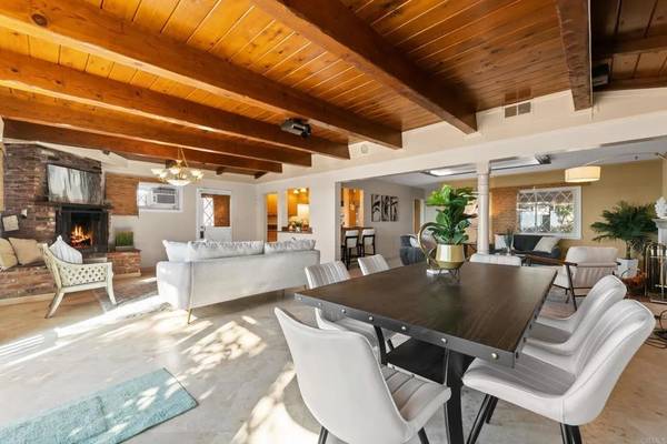 San Diego, CA 92110,2736 Deerpark Drive