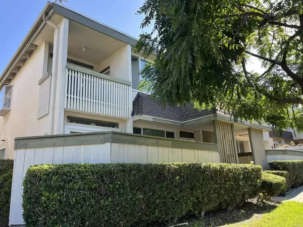 San Diego, CA 92110,3842 Basilone Street #3