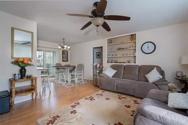 La Mesa, CA 91942,4800 Williamsburg Lane #227