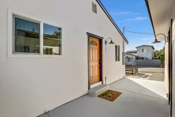 Encanto, CA 92114,323 S 65th Street